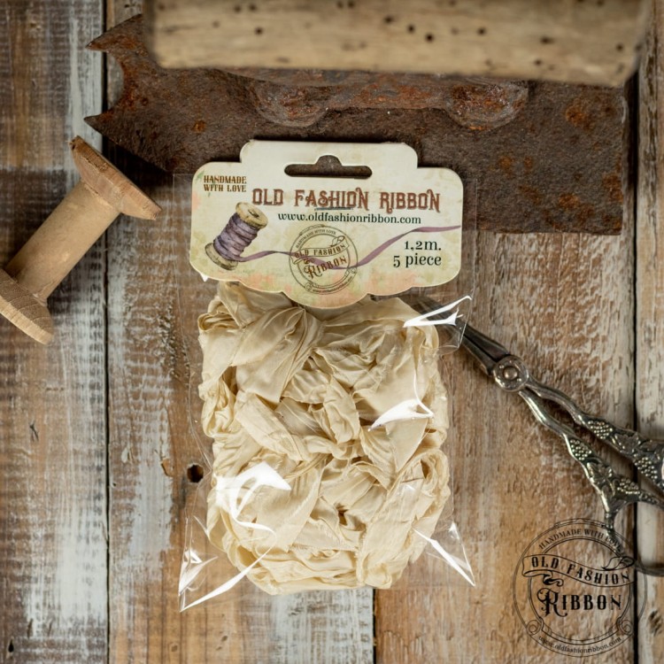old-fashion-ribbon-13-KREM.jpg