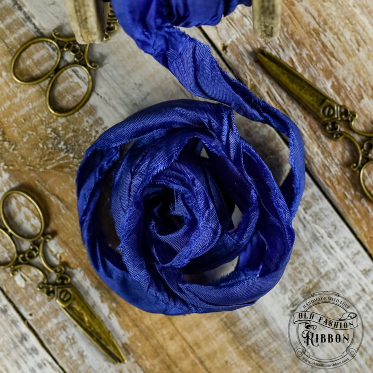 old-fashion-ribbons-kobalt