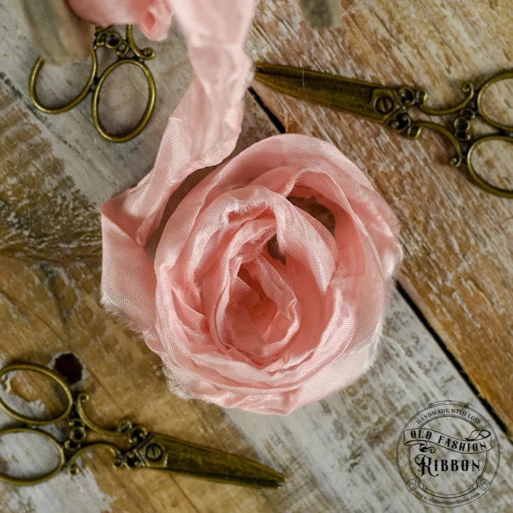 old-fashion-ribbons-jasny-pudrowy-róż