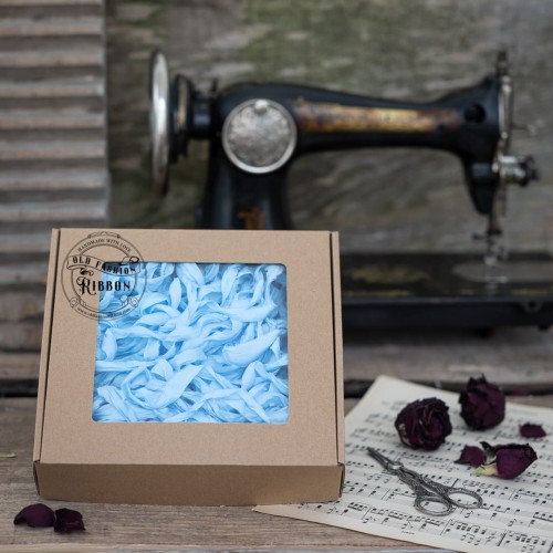 Ribbon-set-of-ribbons-in-a-box-LIGHT-BLUE.jpg