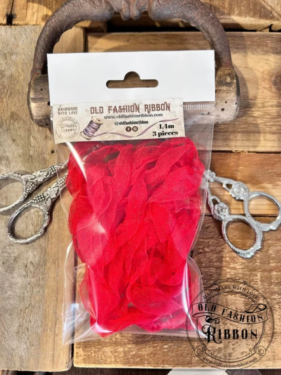 misty-vintage-ribbons--red.jpg