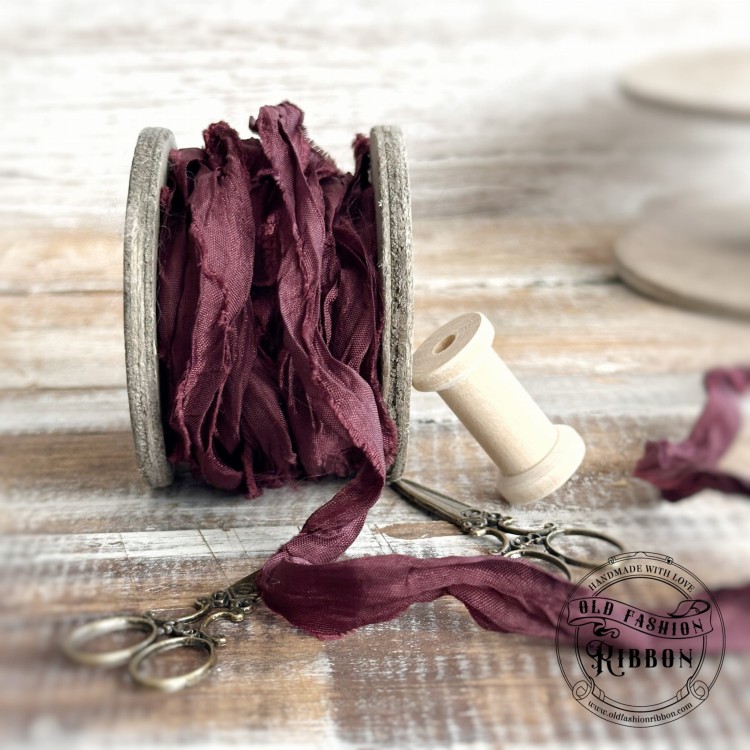 CIEMNY BRUDNY RÓŻ.jpg