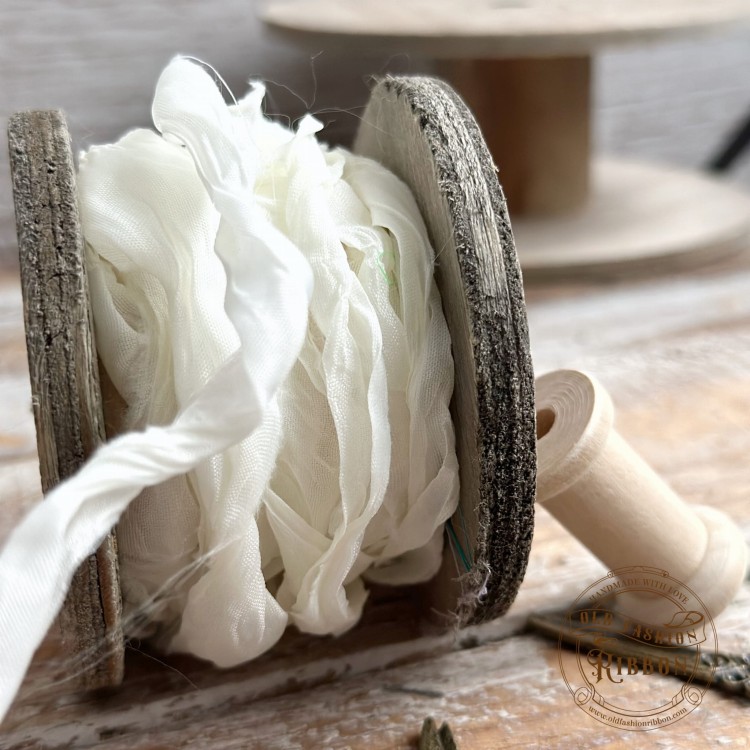 Old Fashion - wstążki w stylu vintage KREMOWA