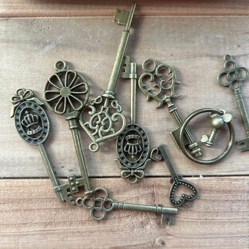 Piękne kluczyki 10 sztuk