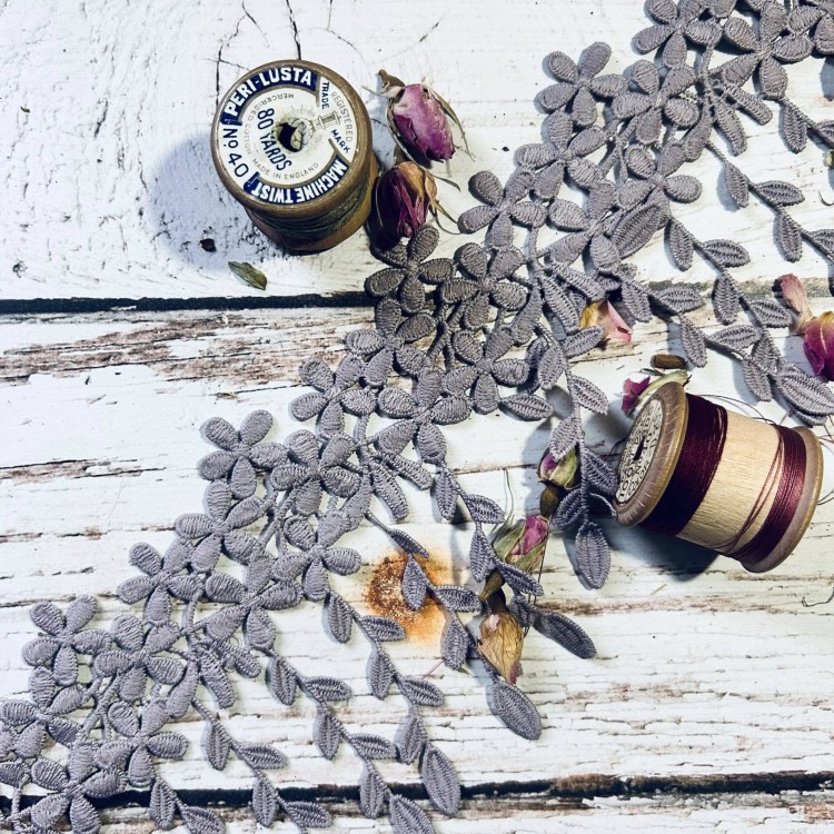 Koronka  gipiura - vintage 10 cm szeroka