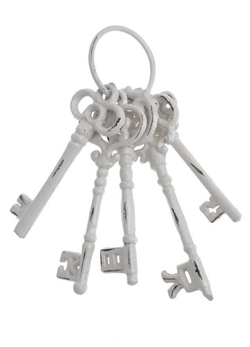Dekoracyjne żeliwne klucze białe przecierane