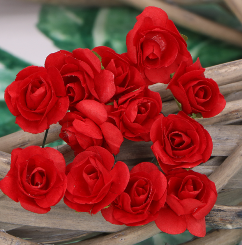 Kwiatki różyczki papierowe na druciku czerwone